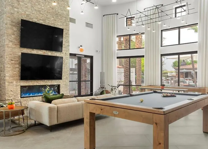 Apartment Cozysuites By The Stadium With Pool 14 Glendale